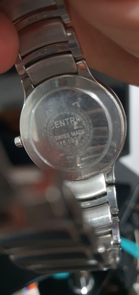 ЧАСВНИК Rado Centrix