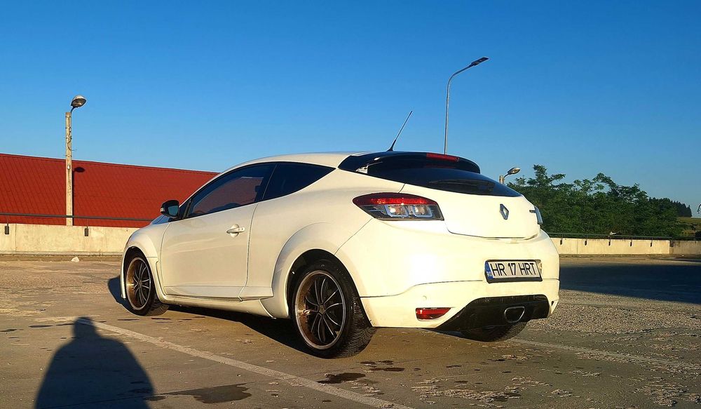 Renault Megane III Coupe