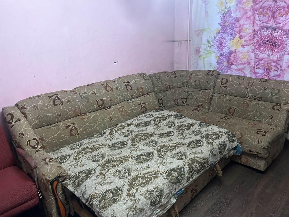 Продам угловой диван