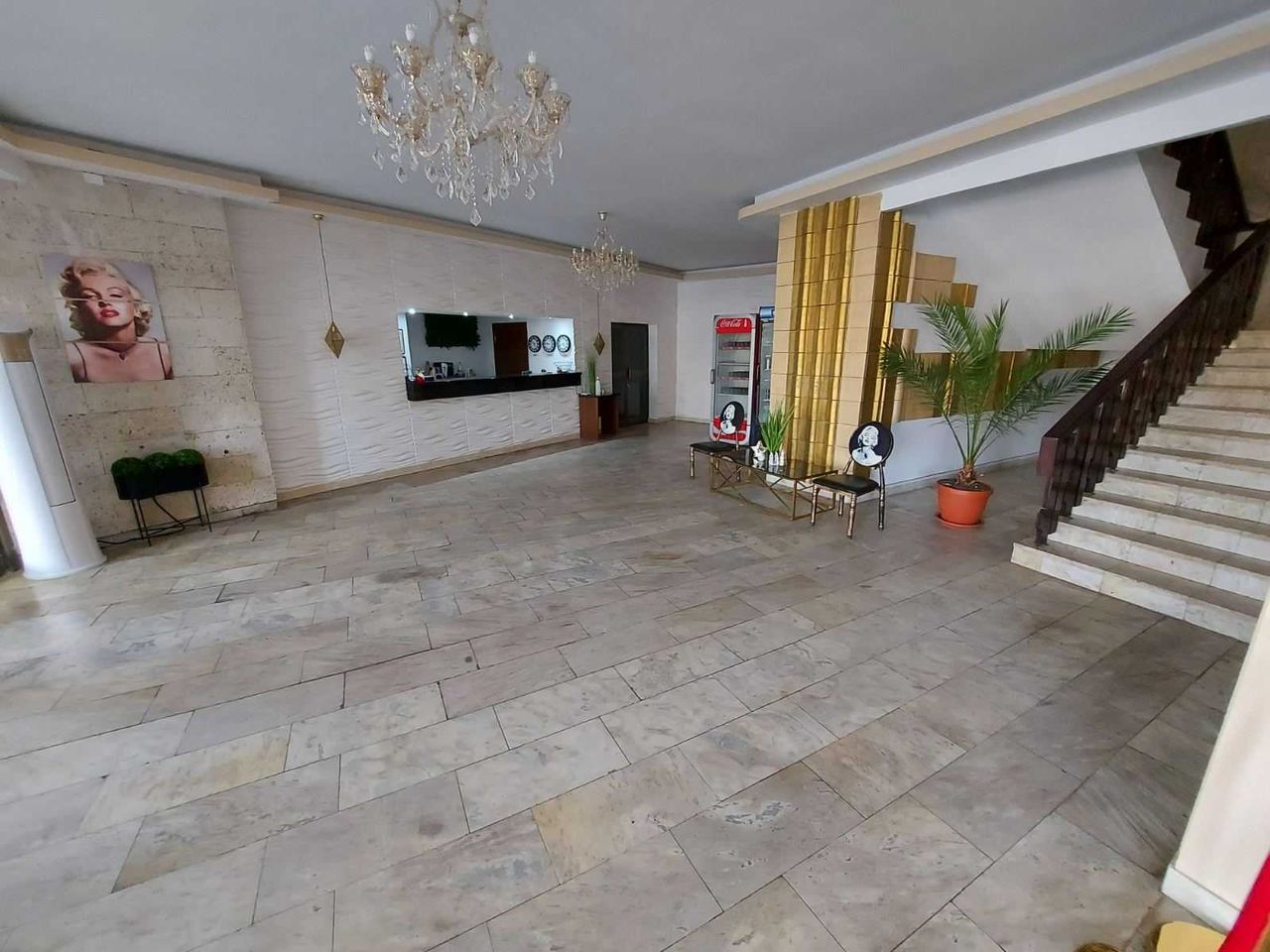 Продава се Хотел в Лозница - 5200 кв.м за 297 €/кв.м - Снимка #8