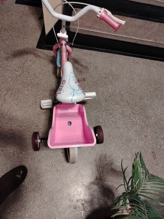 Bicicleta copii cu roti ajutatoare