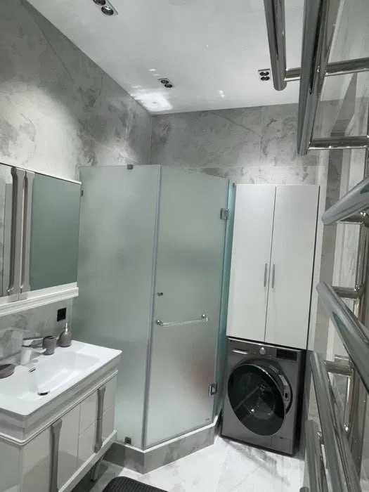 Сдам 2/4/9 Квартиру С Новым Ремонтом В Дружбе Народов  454*