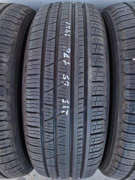 Всесезонни гуми 4 броя PIRELLI Scorpion AllSeason 215 65 R17 дот 1421