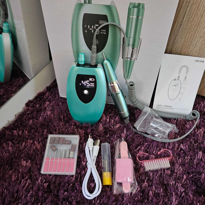 Висококачествена пила за геллак, нова с кутия