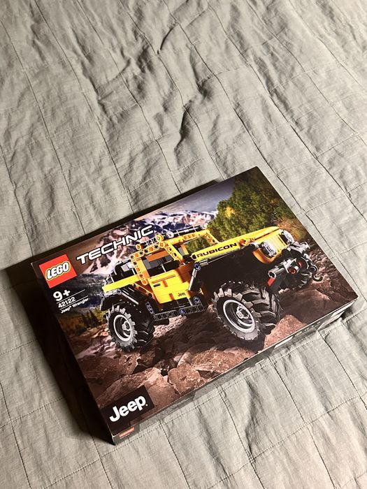 Lego TECHNIC jeep очень срочноо