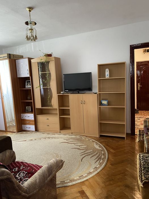 Inchiriez apartament 2 camere