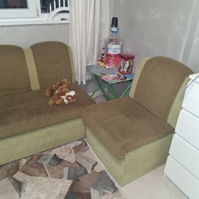 Ъглов диван разтегателен