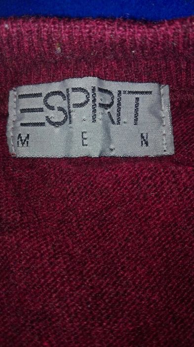 Pulovere  pt. barbati și helanca