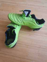 Детски футболни обувки SONDICO, номер 38