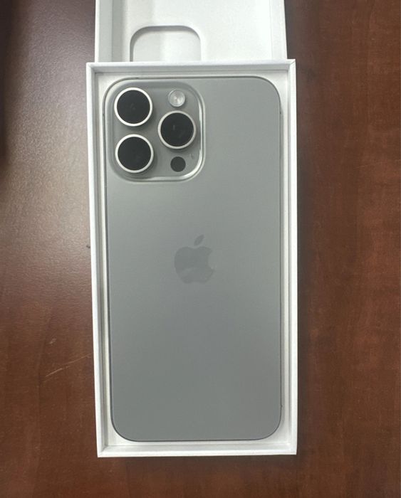 Iphone 15 PRO MAX 256 GB Natural Titanium