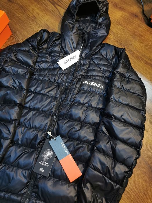 Geacă Adidas Terrex damă L, neagră, puffer, sport & casual, nouă