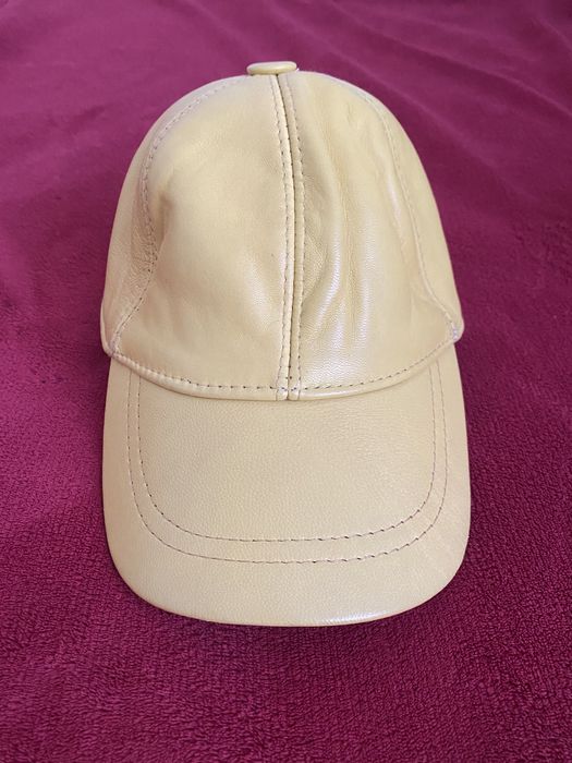 Шапки с козирки