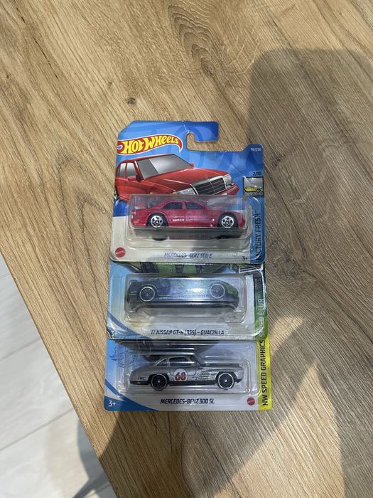 Продам Hotwheels