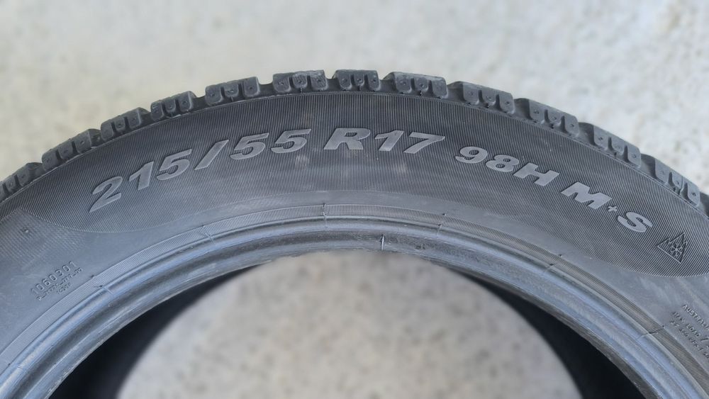 Pirelli 215 55 17
