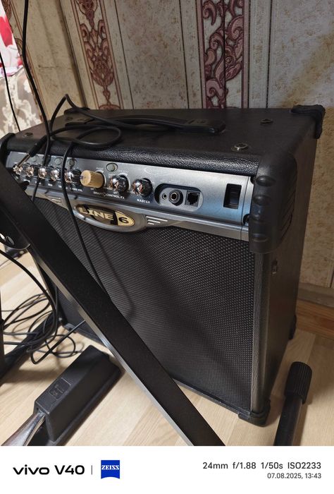 Комбик гитарный Line-6 , spider ll - 30