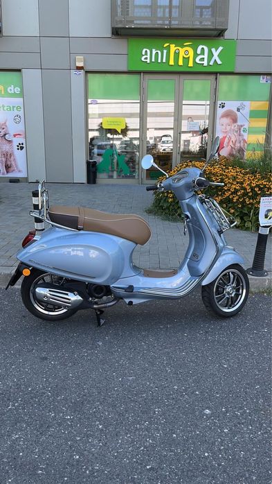 Vespa Primavera Vespa Prrimavea 50– Stil italian, ideală pentru oraș!