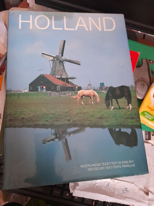АЛБУМИ луксозни издания: HOLLAND