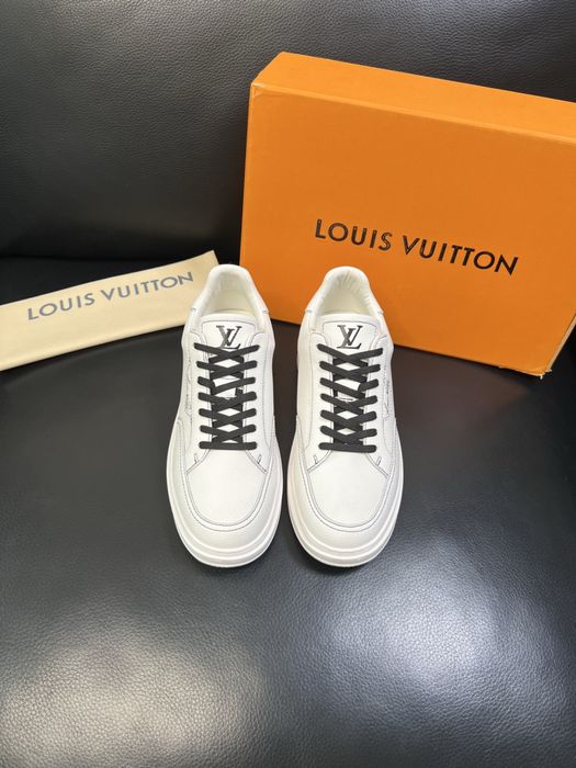 Adidasi Louis Vuitton , pe comanda , calitate premium , noi , 42