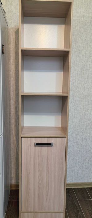 Шкаф-пенал офисный