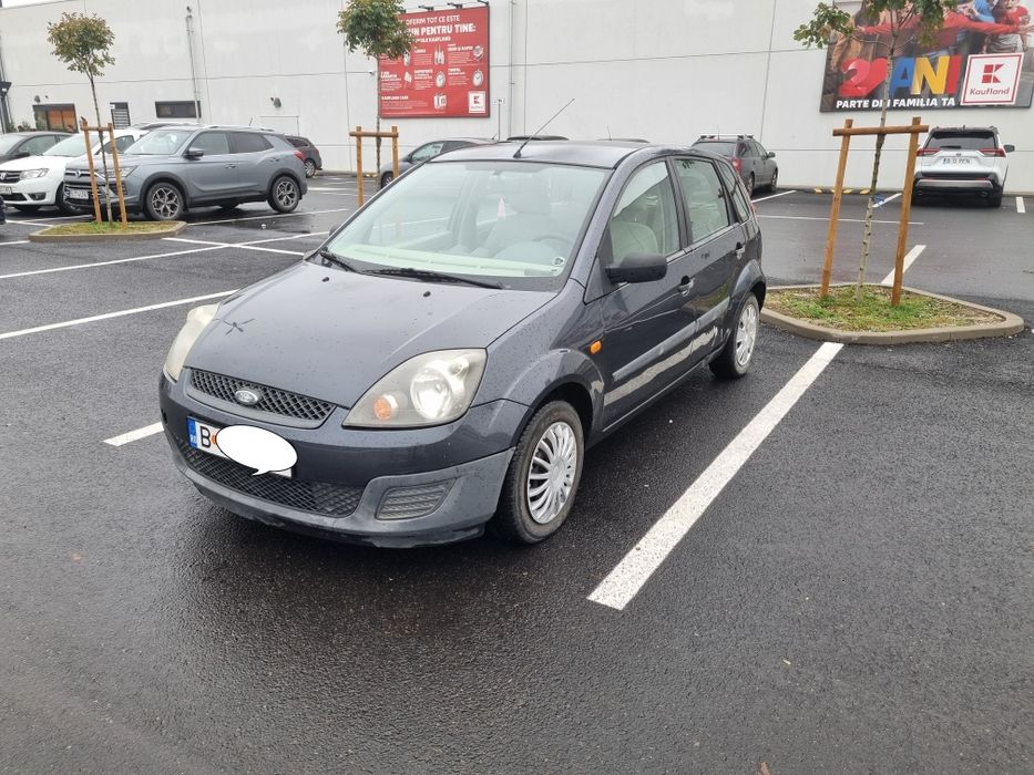 Vand Ford Fiesta 1.4 benzina 2007