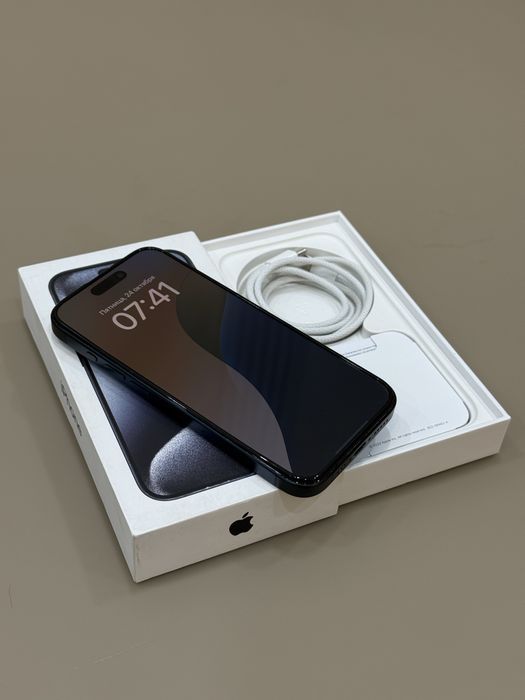 Продам IPhone 15Pro 256 gb Blue Titanium