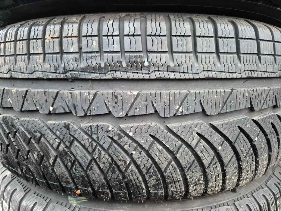 4 Anvelope de IARNA - 225/55/17 - Michelin - STARE F BUNA DOT 2018 !