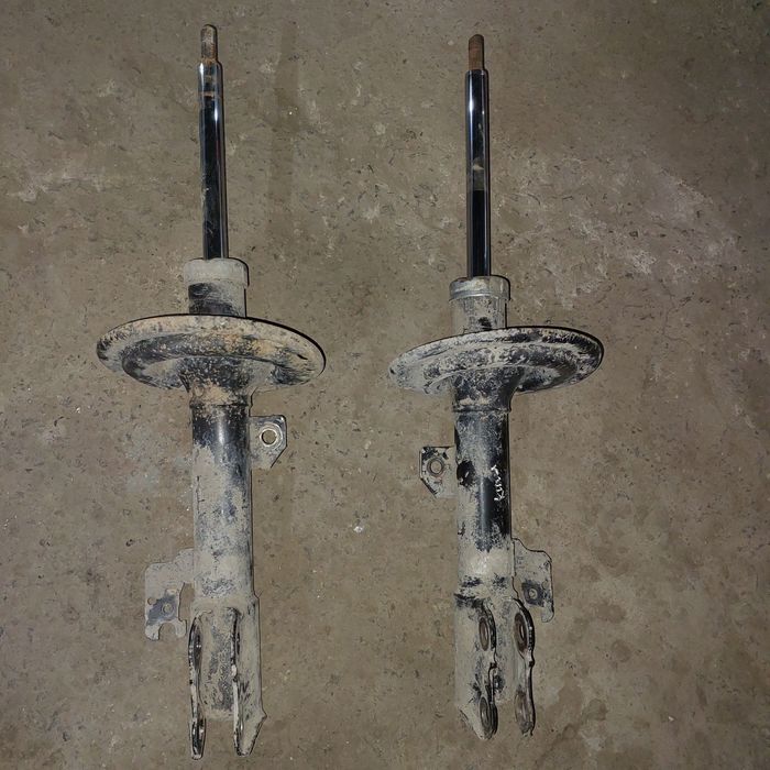 Toyota sienna б/у запчасти для ходовойй