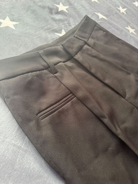 Панталони с широк крачол