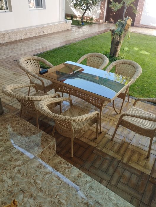 Продается плетенная мебель, ротанг, садовая мебель. 6 стула + стол,