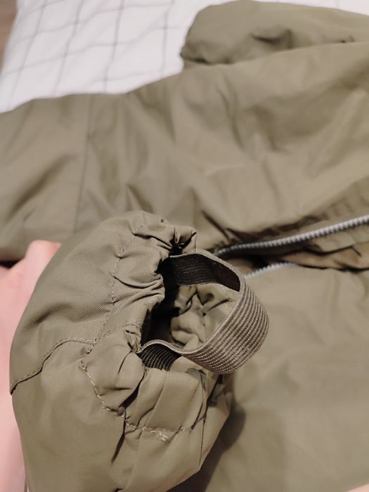 Страхотен ватиран и водоотблъскващ ски космонавт / ескимос на H&M