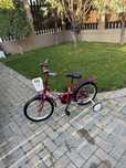 Vand biciclete si trotinete copii