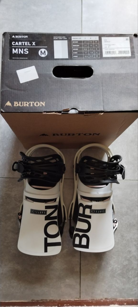 Продаются крепления для сноуборда BURTON CARTEL X