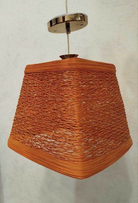 Светильник оранжевый