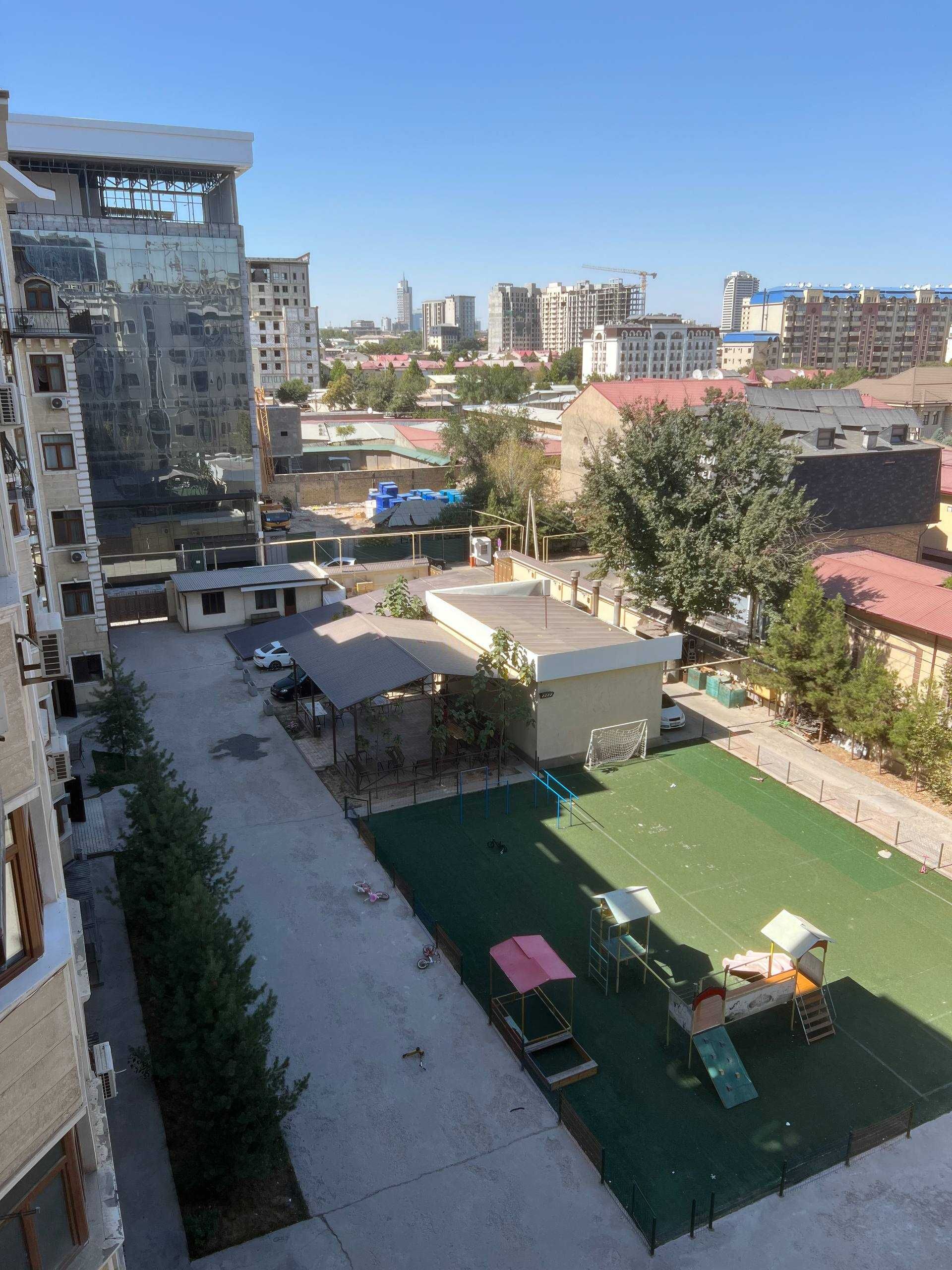 Продается Квартира 200 м2