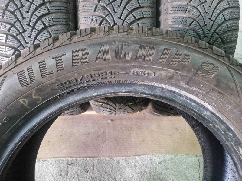 4 Goodyear R16 205/55
зимни гуми DOT2618