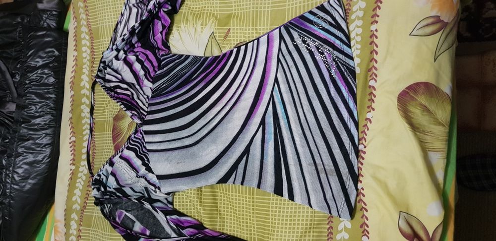 Дамски дрехи хс ,с ,м