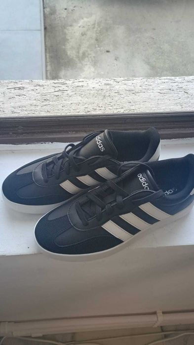 Adidasi ADIDAS Nr 42