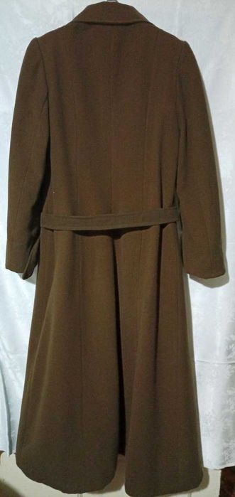 Два пальто осень-зима, размеры 44 и 48