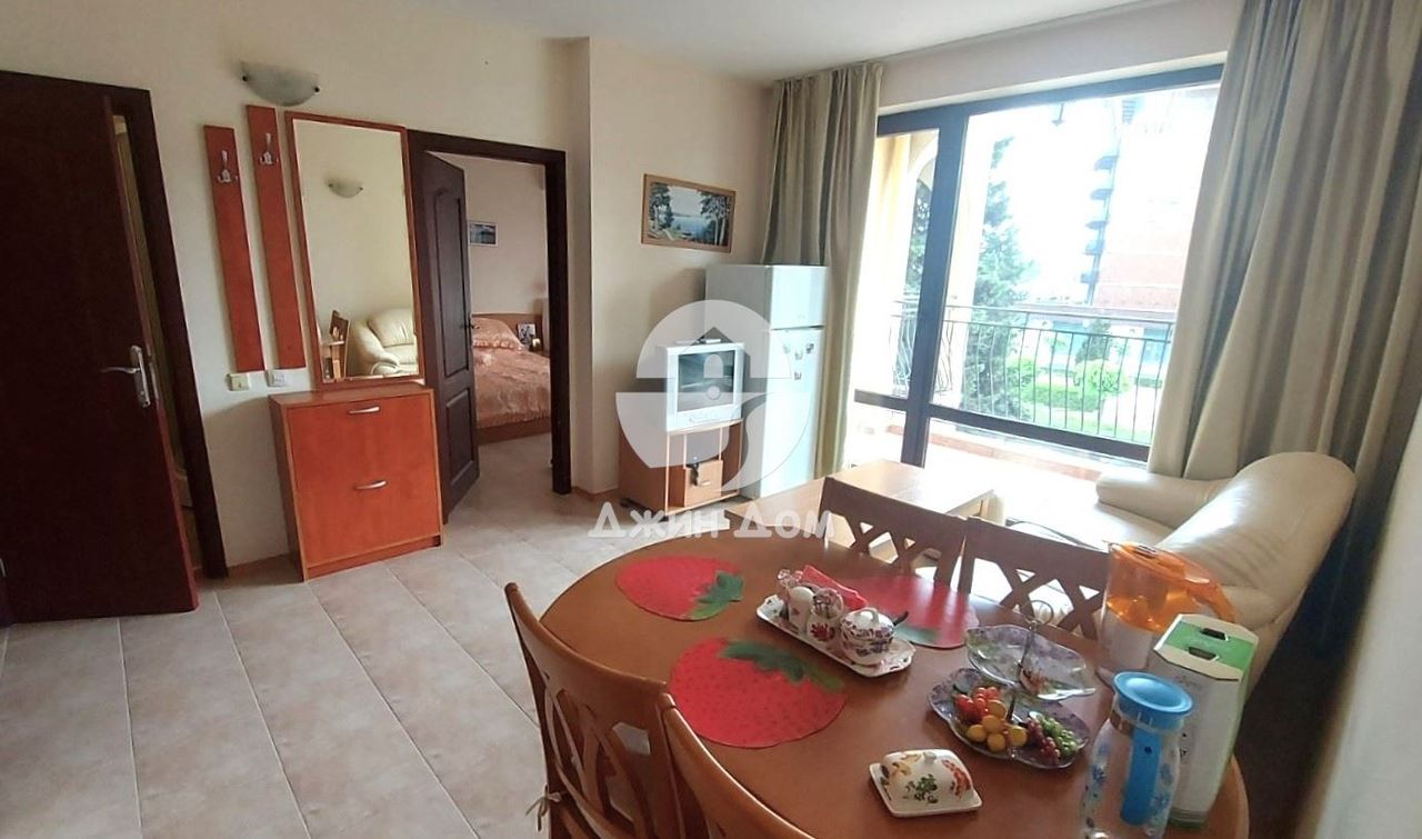 Продава се Тристаен апартамент в к.к. Слънчев бряг - 99 кв.м за 859 €/кв.м - Снимка #3