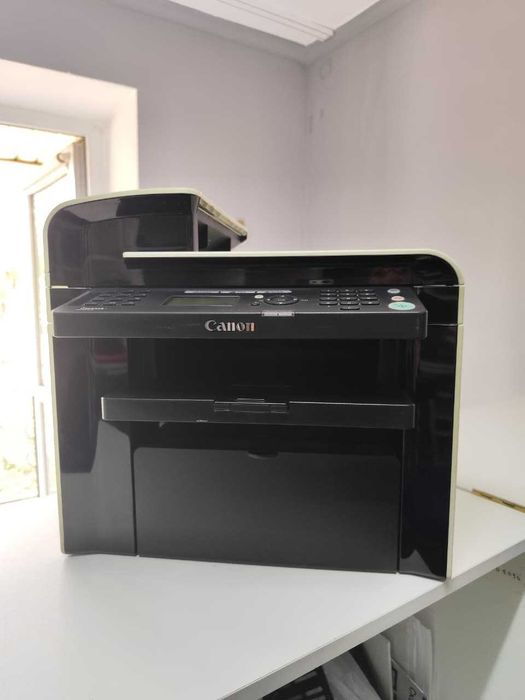 Canon i-sensys MF4570 принтер МФУ 3в1 лазерный в отличном состояние