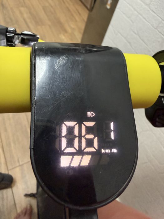 Vand trotineta electrica LEXGO S8+ light-up