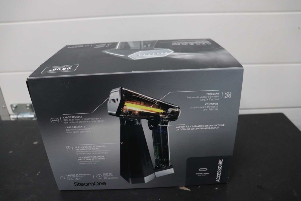 Парна ютия STEAMONE SN300SB, 2000W ,премахва 99,99% от замърсяванията