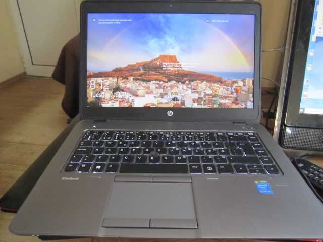 Laptop HP Elitebook 840 G2 I5-5, fullHD