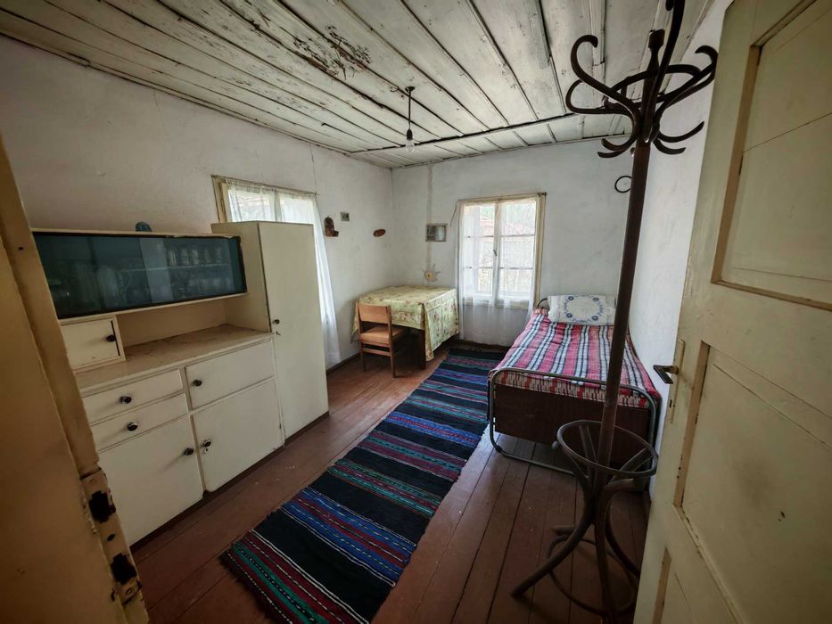 Къща с двор с.Пищигово