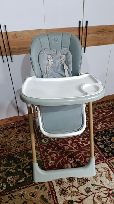 Bolalar uchun ovqatlantirish stuli