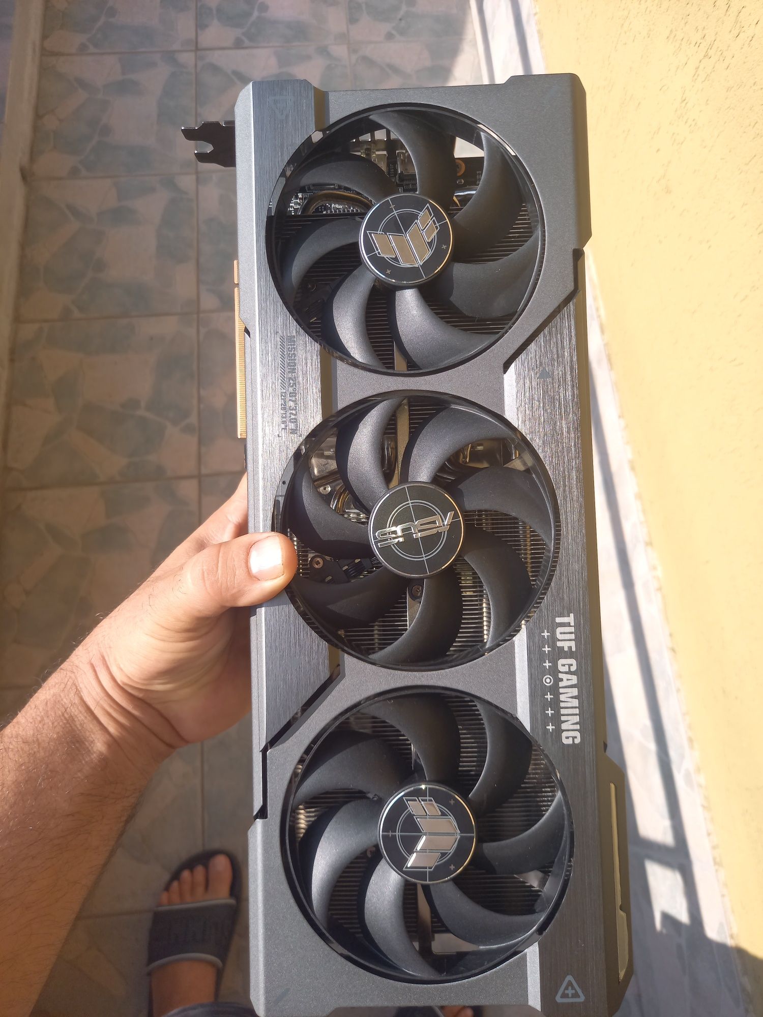 Видеокарта Asus Tuf 7900xtx