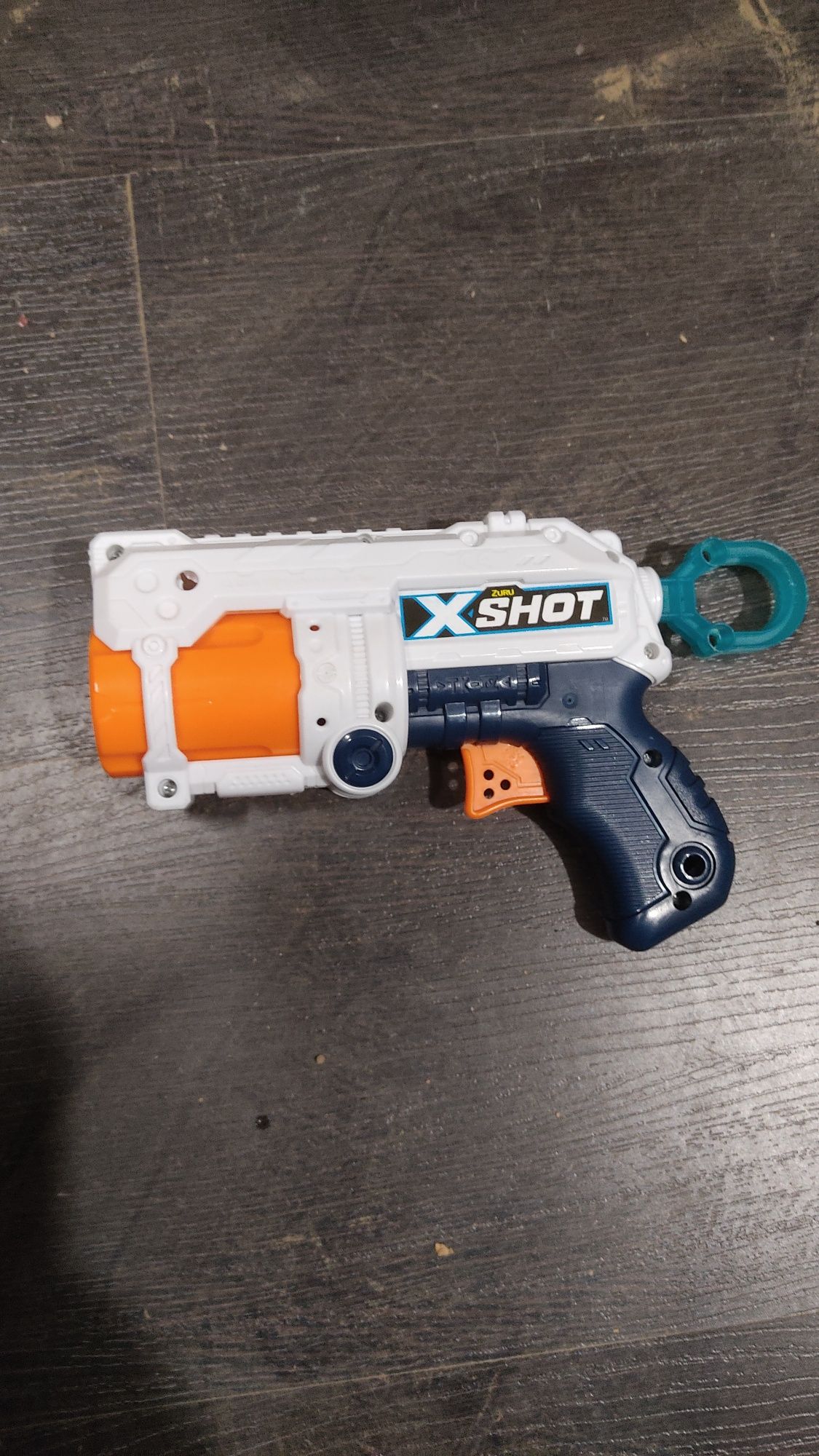 Pistol Nerf aproape nou