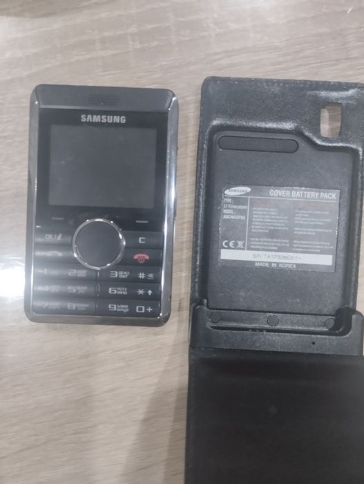 телефон Samsung SGH-P310, также известный как "Card Phone II",