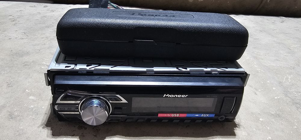 Casetofon Pioneer