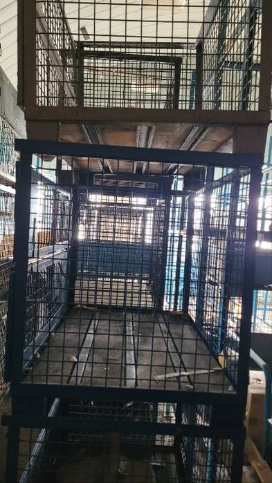 Стелажи,метални касети